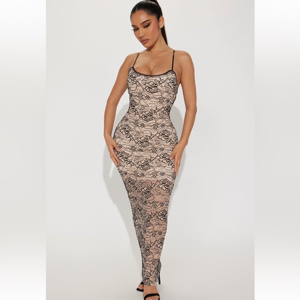 Lucille lace maxi